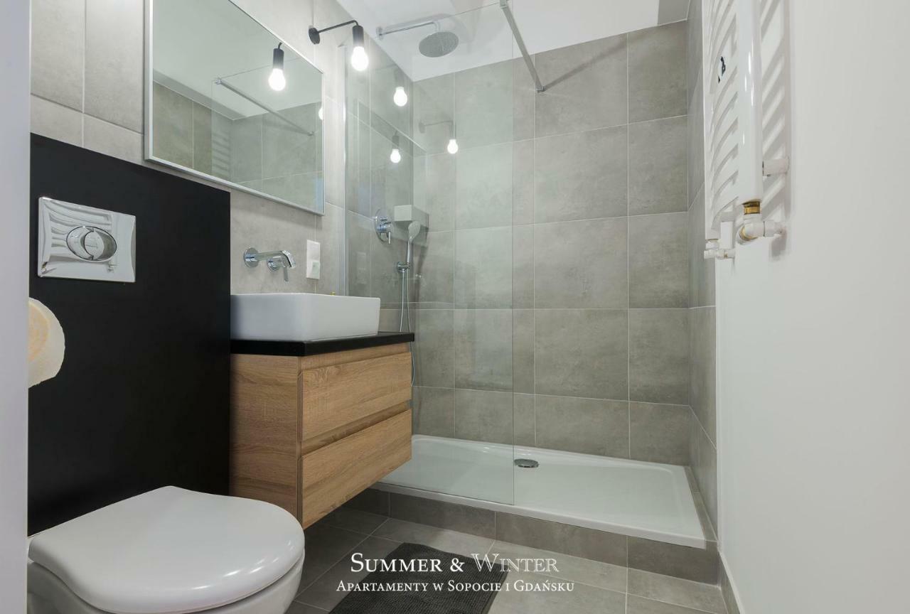 Family Luxury Green Apartment 1-6, 2 Sypialnie I Studio, 52 M2 Danzig Exterior foto